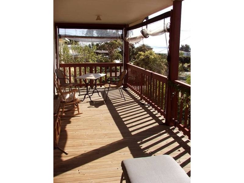 1 Kowloon Cres, Coronet Bay VIC 3984