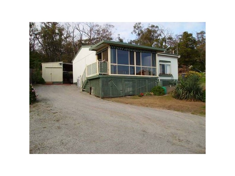 16 Island View Rd,, The Gurdies VIC 3984