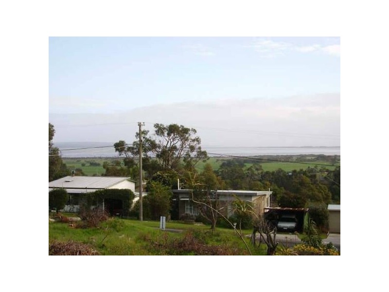 16 Island View Rd,, The Gurdies VIC 3984