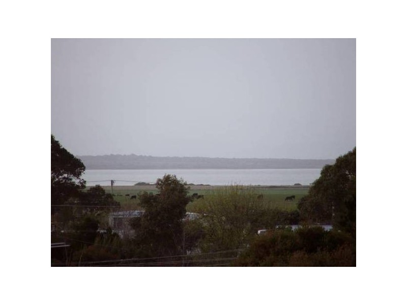 29 Semaphore Rd, Coronet Bay VIC 3984