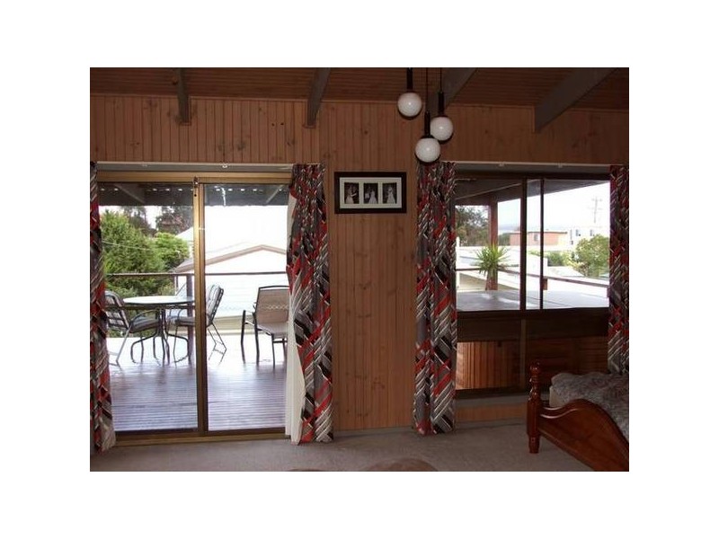 32 Lorna Doon Drive, Coronet Bay VIC 3984