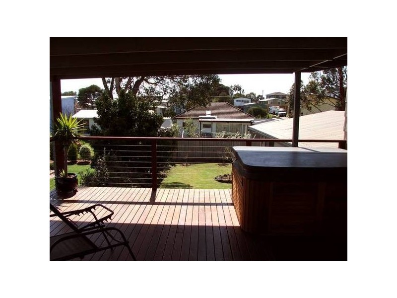 32 Lorna Doon Drive, Coronet Bay VIC 3984