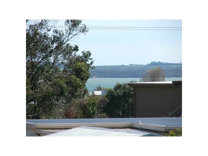 32 Lorna Doon Drive, Coronet Bay VIC 3984