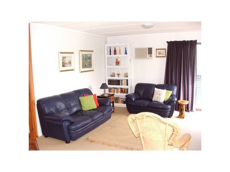 6 Kowloon Cres, Coronet Bay VIC 3984