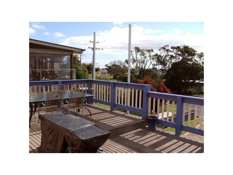 40 Champs Elysees Esplanade, Coronet Bay VIC 3984