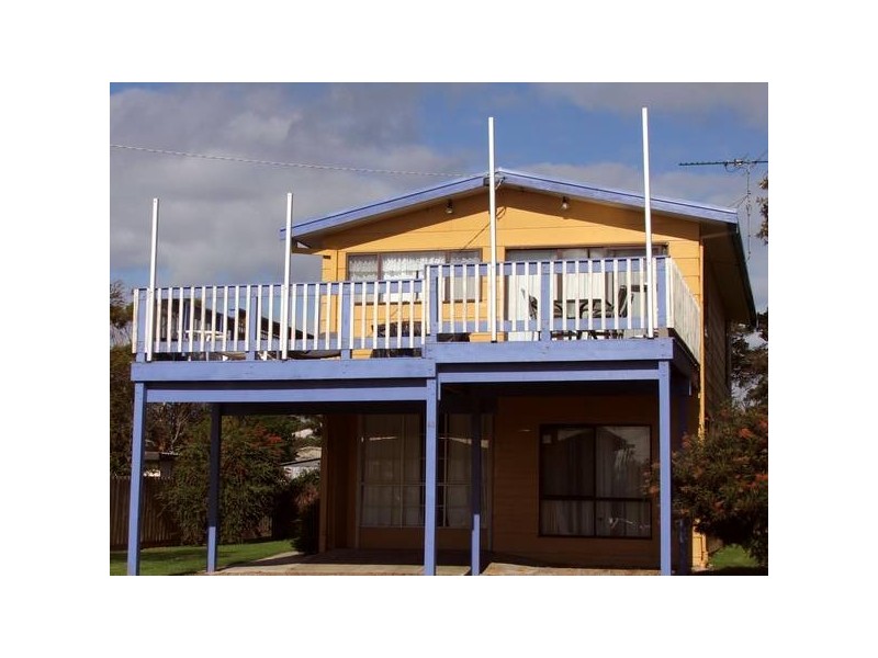 40 Champs Elysees Esplanade, Coronet Bay VIC 3984