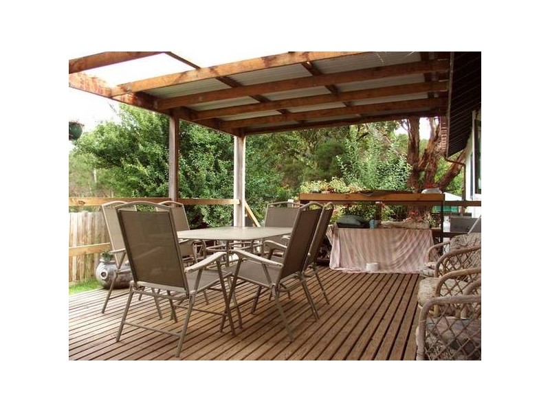 16 Whiting Street, Pioneer Bay VIC 3984