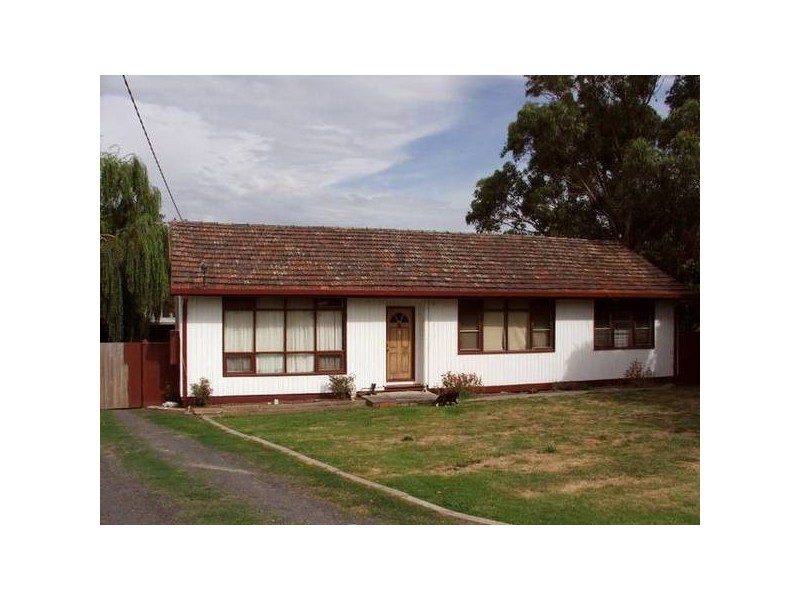 16 Whiting Street, Pioneer Bay VIC 3984