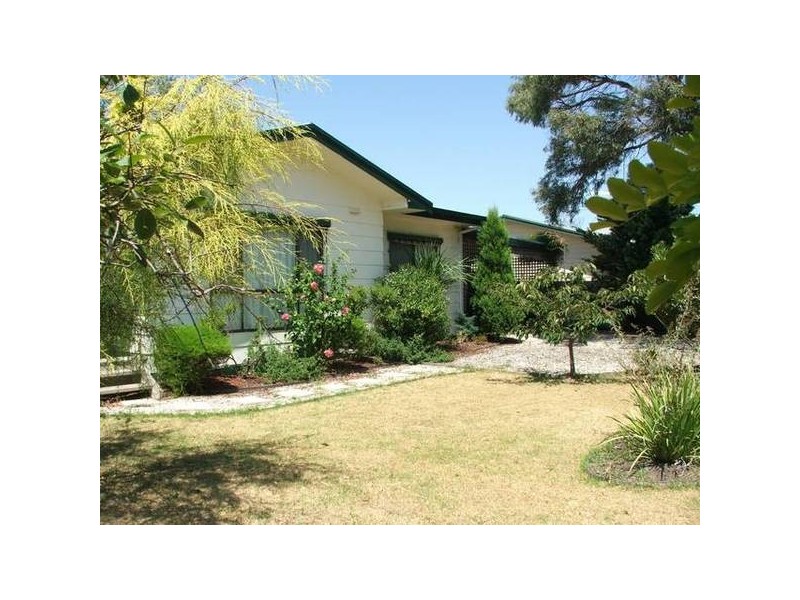 8 Balcombe St, Corinella VIC 3984