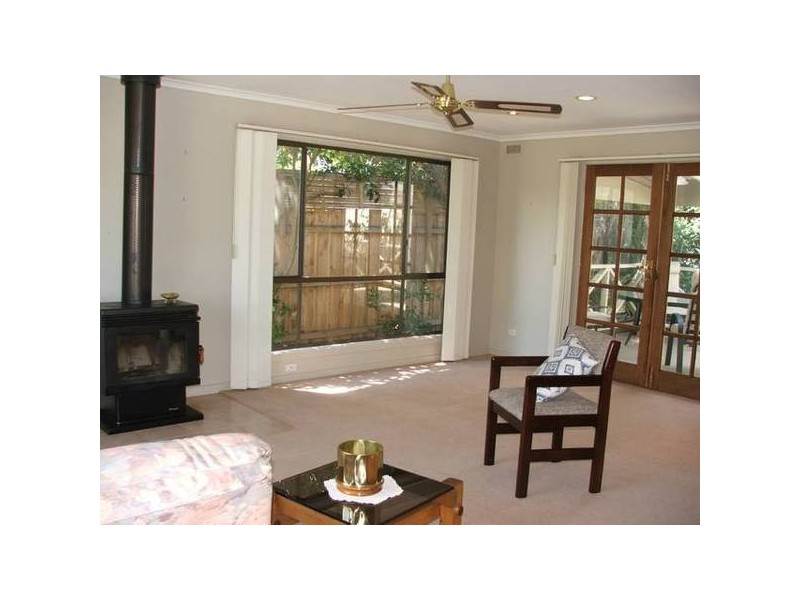 8 Balcombe St, Corinella VIC 3984