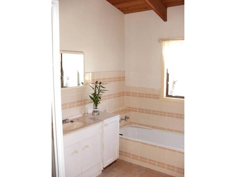 4 Daisey Ave, Pioneer Bay VIC 3984