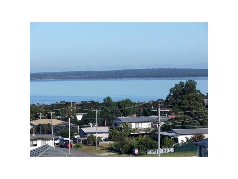 4 Daisey Ave, Pioneer Bay VIC 3984