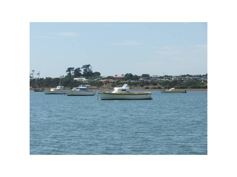 2 Ocean Aires Ave-, Coronet Bay VIC 3984