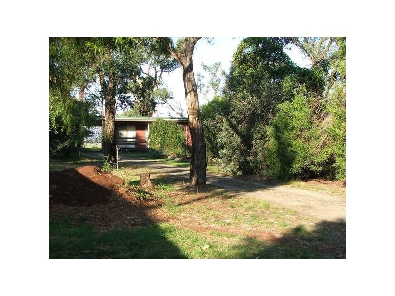 84 Bayview Ave, Tenby Point VIC 3984