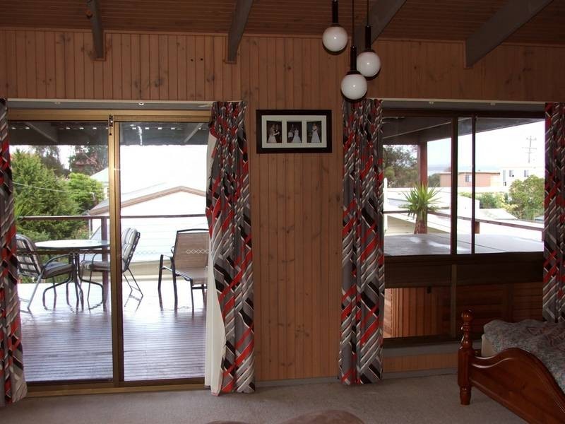 32 Lorna Doon Drive, Coronet Bay VIC 3984