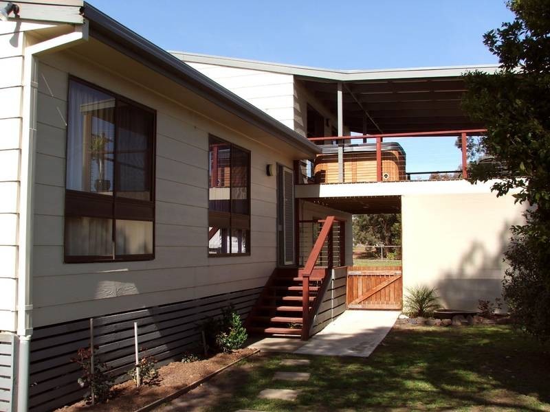 32 Lorna Doon Drive, Coronet Bay VIC 3984
