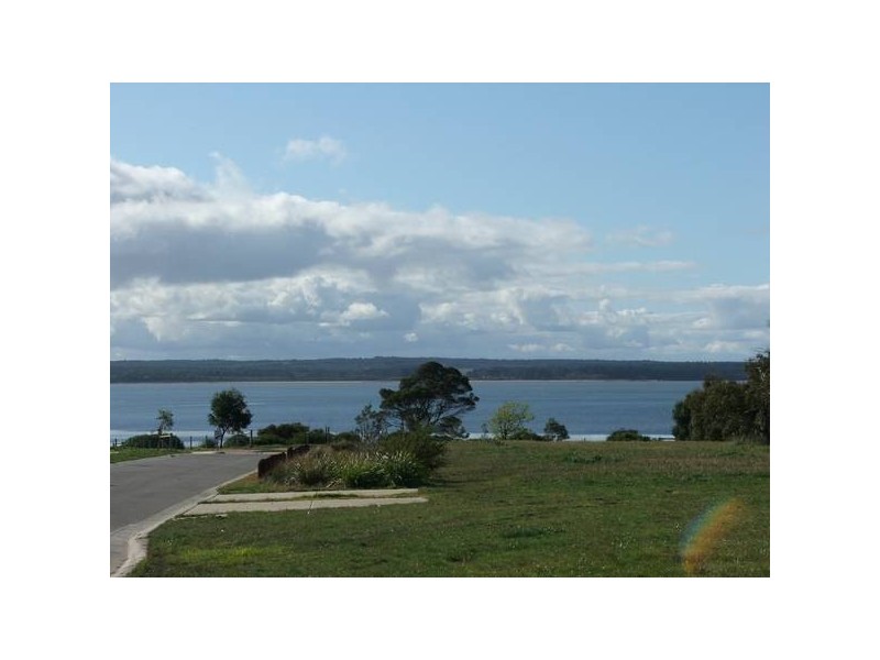 22 Moorings Place, Corinella VIC 3984