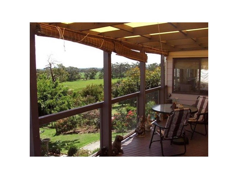 25 Island View Road, The Gurdies VIC 3984