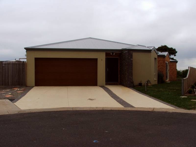 5 Mariners Crt, Corinella VIC 3984