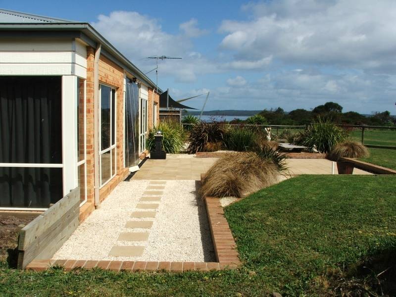 5 Mariners Crt, Corinella VIC 3984