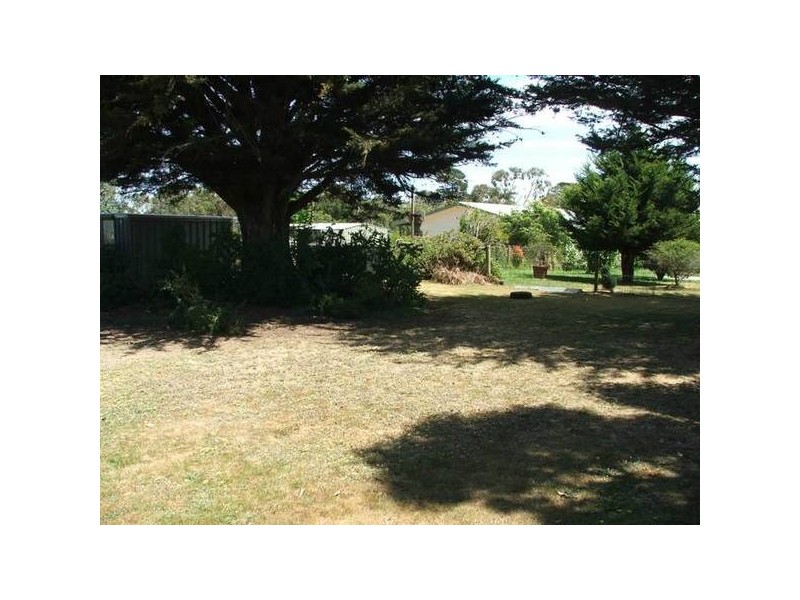 5 Walpole St, Corinella VIC 3984