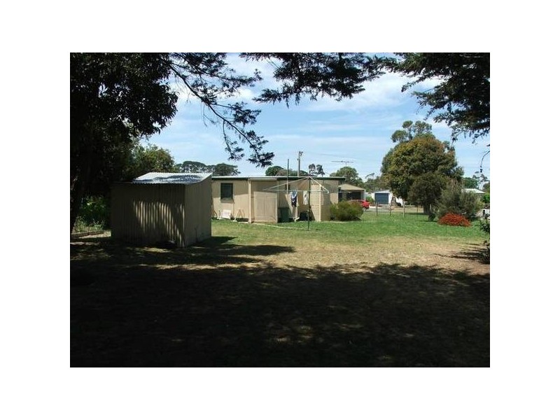 5 Walpole St, Corinella VIC 3984