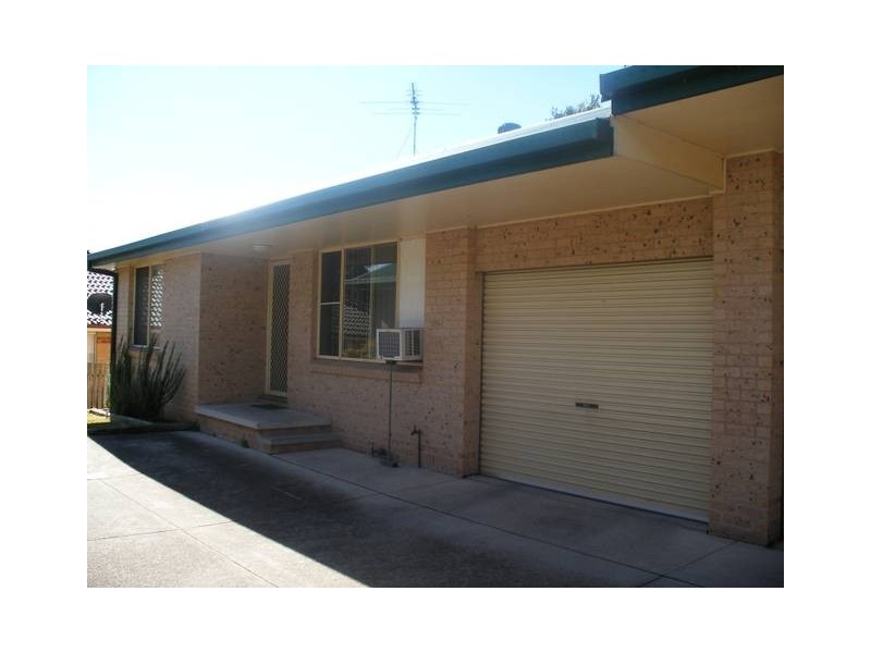 2/35 Richardson Rd, Raymond Terrace NSW 2324