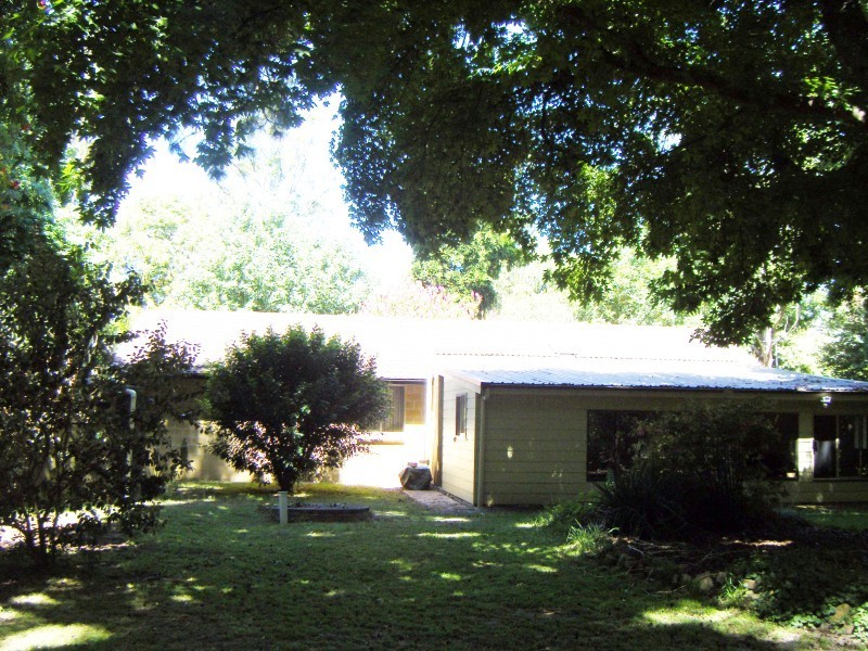 6 Oakfield Road, Salt Ash NSW 2318