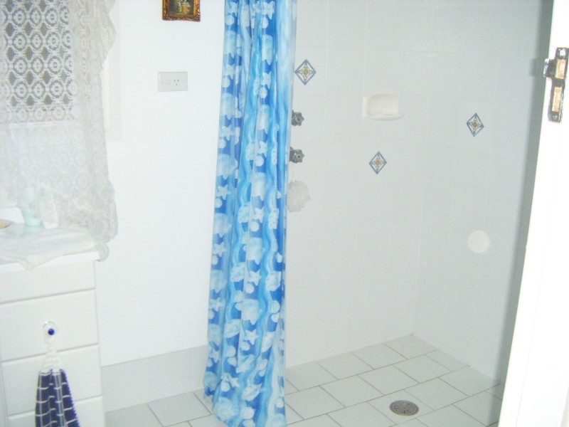 6 Oakfield Rd, Salt Ash NSW 2318