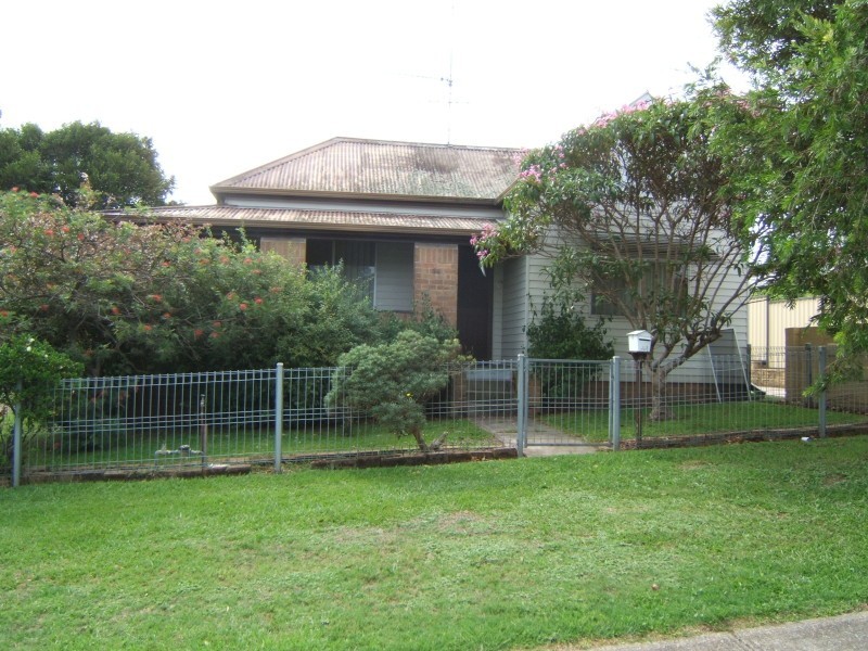 14 Irrawang St, Raymond Terrace NSW 2324