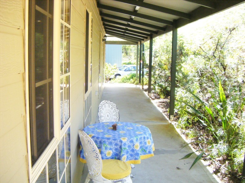 11 Salt Ash, Av, Salt Ash NSW 2318