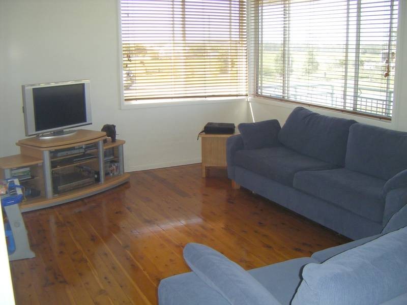 106 Cabbage Treee Rd, Williamtown NSW 2318