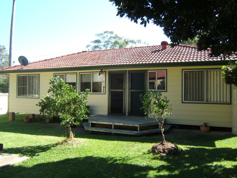 2 Silverwattle Drive, Medowie NSW 2318