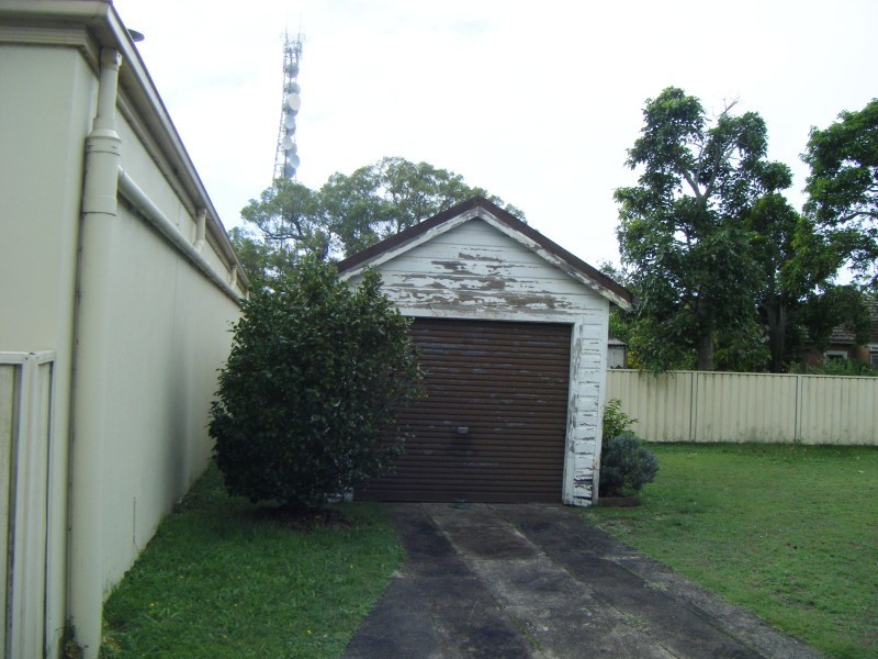 3 Jacaranda Av, Raymond Terrace NSW 2324