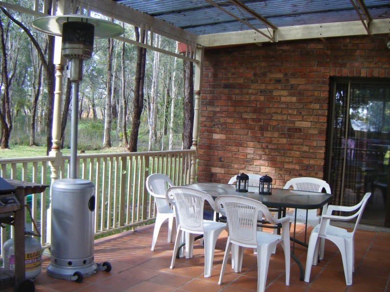 27 Shady Av, Salt Ash NSW 2318