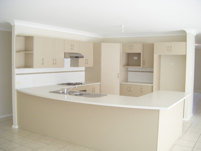 17 Talavera Cl, Raymond Terrace NSW 2324