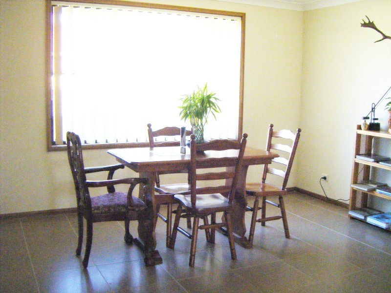 18 Leigh Place, Raymond Terrace NSW 2324