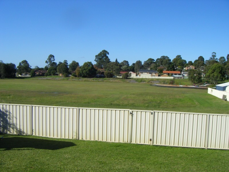 18 Leigh Place, Raymond Terrace NSW 2324