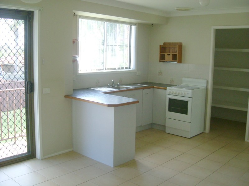 16 Greenslopes, Raymond Terrace NSW 2324