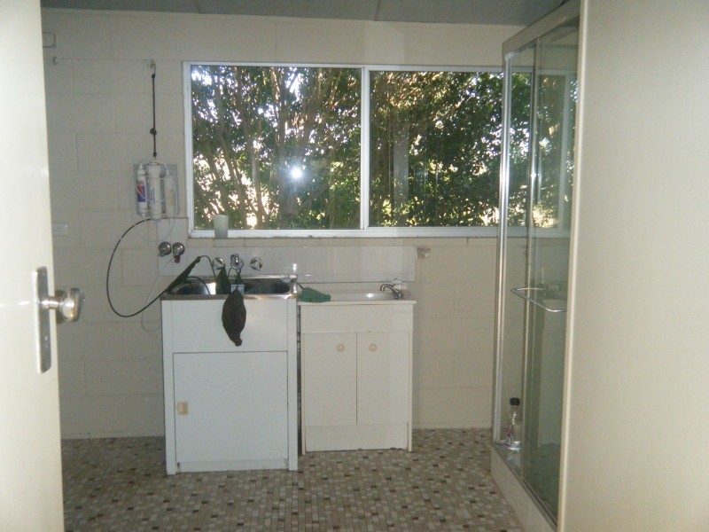 - – - – -, Brandy Hill NSW 2324