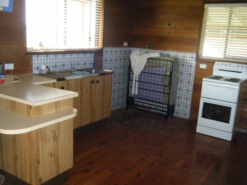 00 00, Brandy Hill NSW 2324