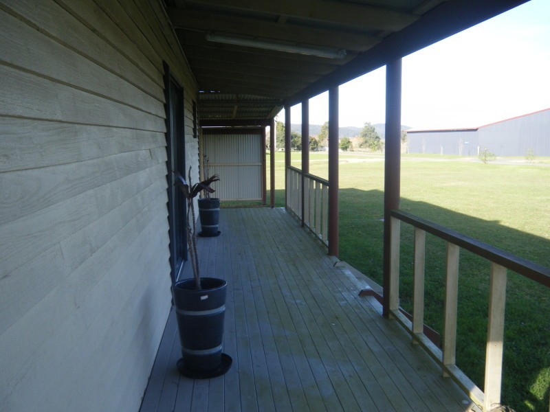 00 00, Brandy Hill NSW 2324