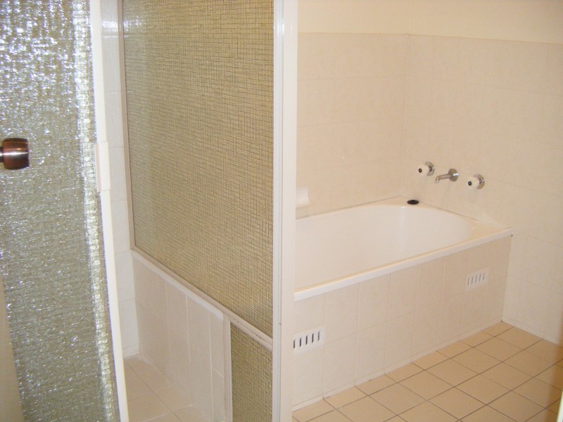 200/3 Meredith Cresent, Raymond Terrace NSW 2324