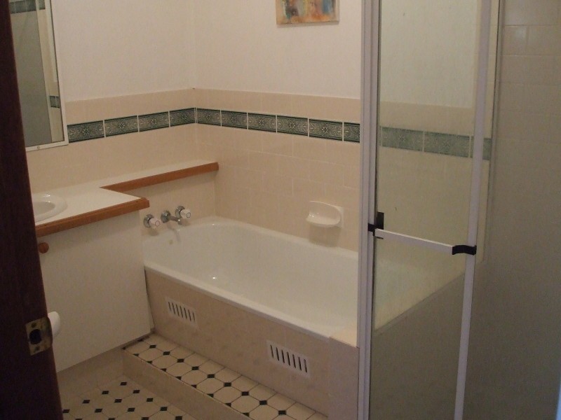 1/51 Benjamin Lee Drive, Raymond Terrace NSW 2324