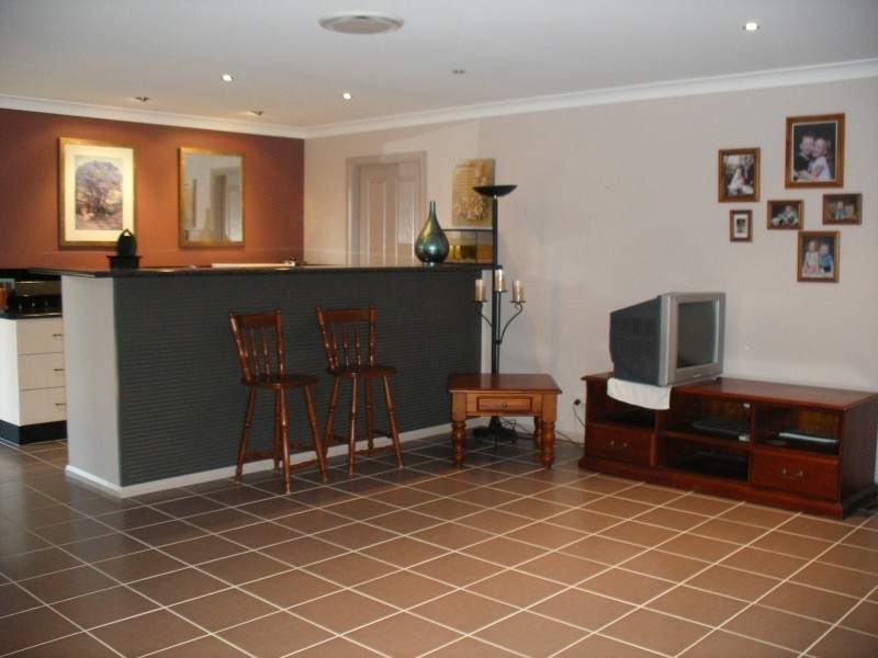 6 Barrellier Close, Raymond Terrace NSW 2324