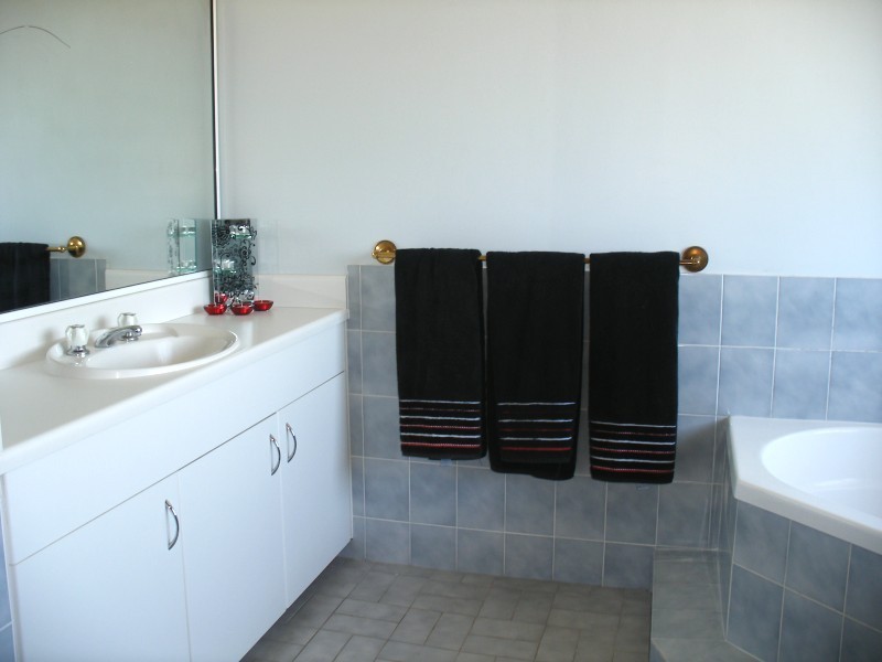 15 Greenslopes Drive, Raymond Terrace NSW 2324