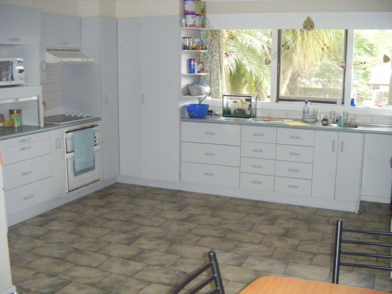 9 Elm Avenue, Medowie NSW 2318