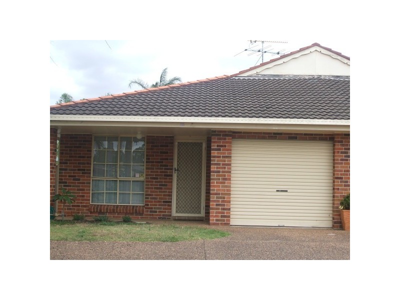 1/51 Benjamin Lee Drive, Raymond Terrace NSW 2324