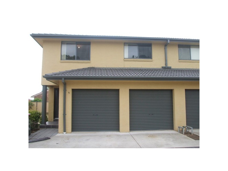 5/12A Irrawang St, Raymond Terrace NSW 2324