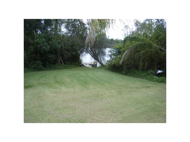 1 Duncan Street, Seaham NSW 2324